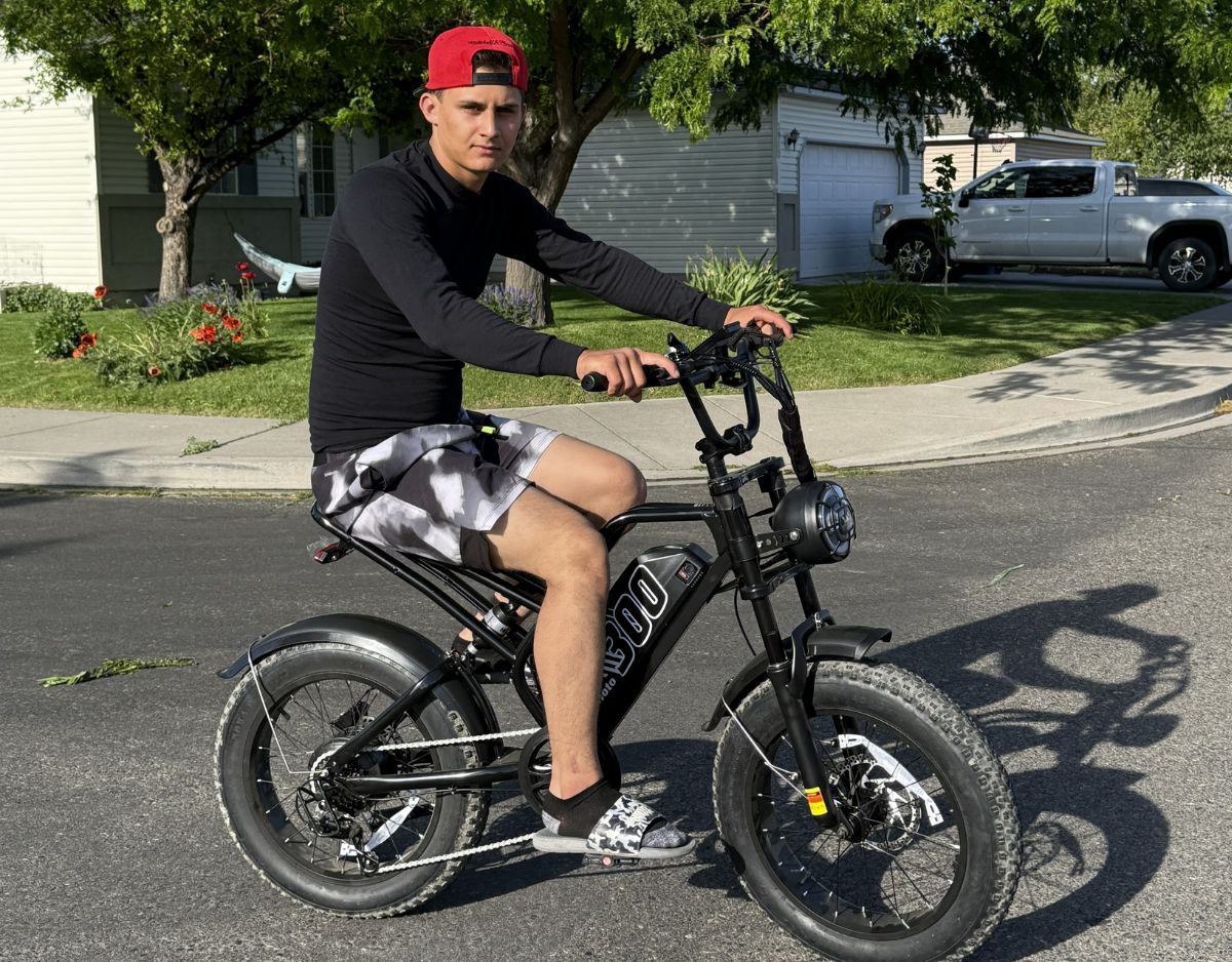 Eskute® V300 20*4.0" Electric Dirt Bike